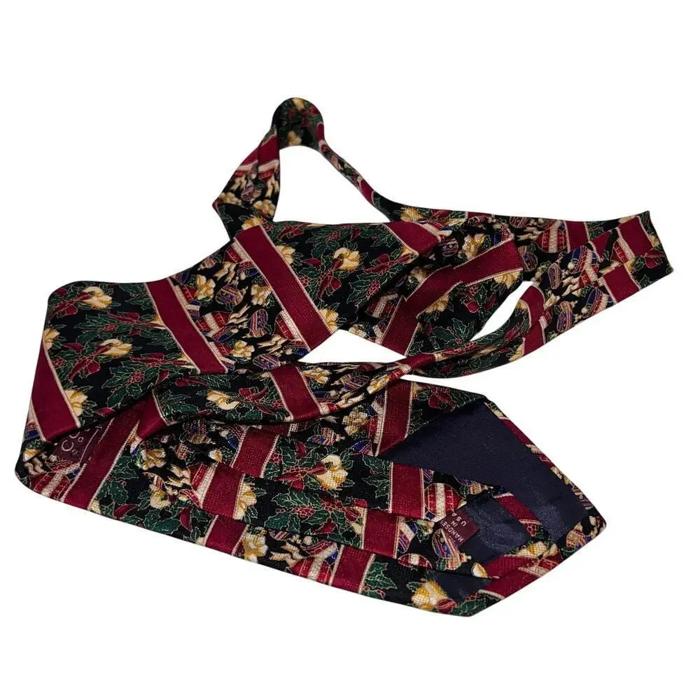 JosA‎ Bank Coperate Collection, HandSewn Festive Holiday Silk Tie Made in USA